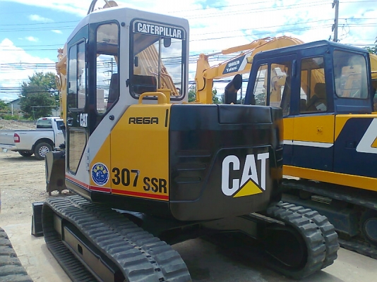 รถแบคโฮ CAT307 SSR รถเก่าญี่ปุ่น เลขไมล์ 3,842 ชั่วโมง มีใบอินวอยล์ จดทะเบียนได้ ลดราคาเหลือ 620,000 บาท.