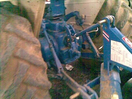 ขายรถไถฟอร์ด6600เครื่องที3ตัวเต็ม หน้าและหลัง CMT