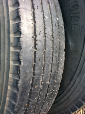 ยางหกล้อมือ2 8.25 ขอบ 16 ยางหกล้อมือ2 8.25 ขอบ 16