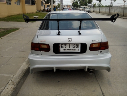 ขายซีวิค เตารีด สี่ประตู ชุดแต่งรอบคัน ถูกๆ ครับ ขายซีวิค เตารีด สี่ประตู ชุดแต่งรอบคัน ถูกๆ ครับ