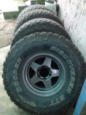 ยาง dicovery cooper stt 315/75/r16 ราคา 9900 บาท