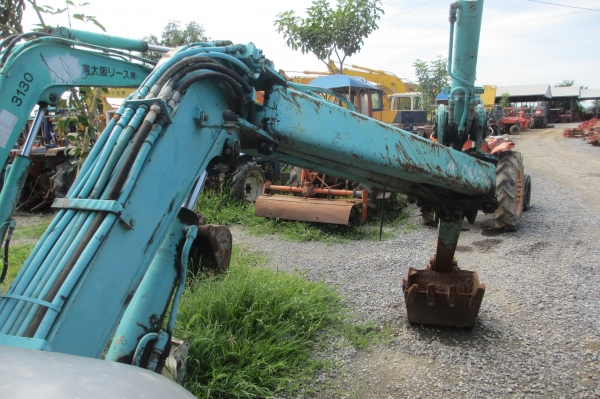 รถขุด Kobelco SK30 มือสอง