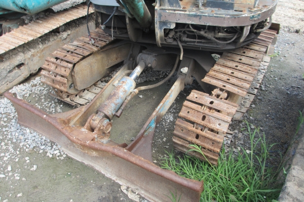 รถขุด Kobelco SK30 มือสอง