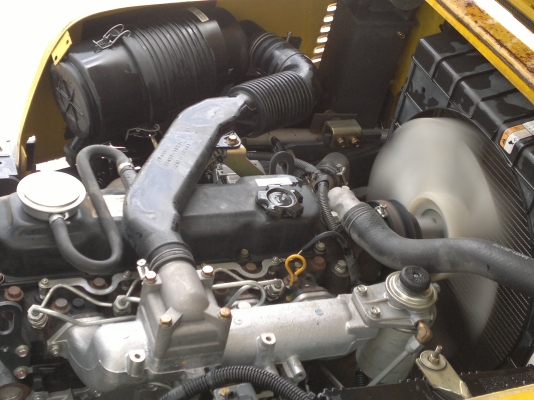 ขายรถฟอร์คลีฟท์ TCM FD25C-3 ดีเซลออโต้ เสาสามเมตร ติดไซด์ชิฟท์ 3655ชม.ปี2008 เครื่องดีมากๆๆๆ