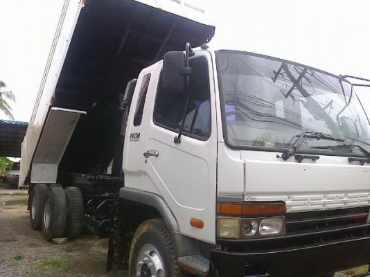 ขายMITSUBISHI M5 ปี46 ดั๊มข้างเรียบ สภาพสวยพร้อมใช้ ราคาต่อรองได้ ติดต่อได้ที่คุณ อ๊อฟ พิจิตร 086-737-9991