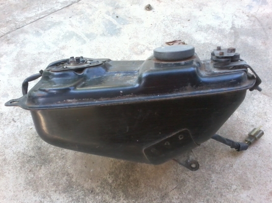 ////ขายถังน้ำมัน honda nice ราคา 230 บาท พร้อมส่ง////