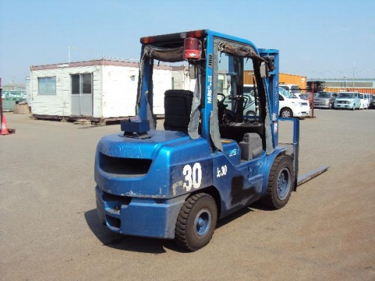เชิญร่วมประมูลรถ Forklift ขายตามสถาพ ราคาสุดถูก ด่วน! มีรถใน stock นับร้อยคัน