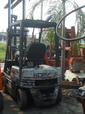 KOMATSU รุ่น11 น้ำหนัก 1.0 ตัน เครื่่องยนต์เบนซิน รถเก่านอก