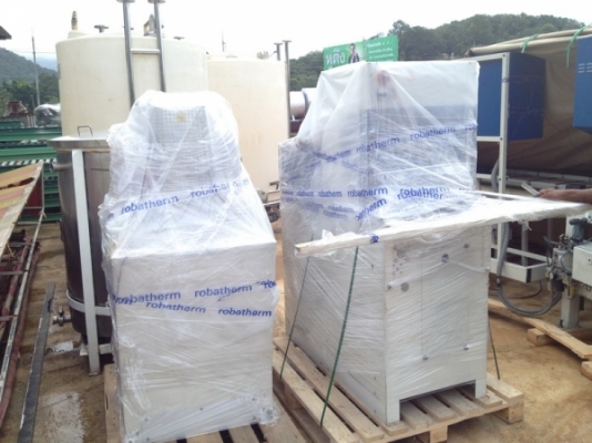 ขายเครื่องเชื่อมพลาสติก จากเยอรมัน ของใช้งานได้ดีมาก สภาพสวย