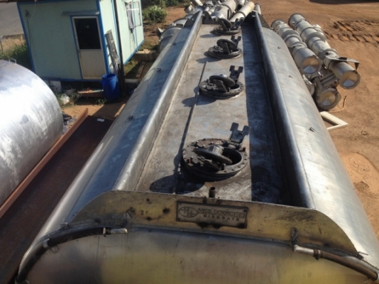 ขายถังน้ำมันอลูมิเนียม 16,000 ลิตร สภาพพร้อมใช้งาน มีปั้มพร้อม ราคาไม่แพง ขายถังน้ำมันอลูมิเนียม 16,000 ลิตร สภาพพร้อมใช้งาน มีปั้มพร้อม ราคาไม่แพง