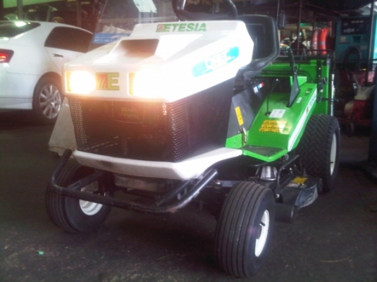 ขายรถตัดหญ้า Orec Etesia ขายรถตัดหญ้า Orec Etesia
