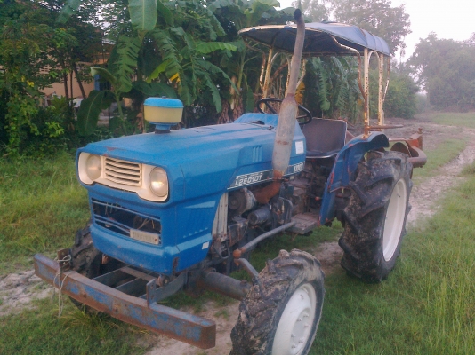 ขายรถไถ KUBOTA รุ่น L2601 DT 4WD สภาพสวยเดิมๆพร้อมทำงาน ขายรถไถ KUBOTA รุ่น L2601 DT 4WD สภาพสวยเดิมๆพร้อมทำงาน