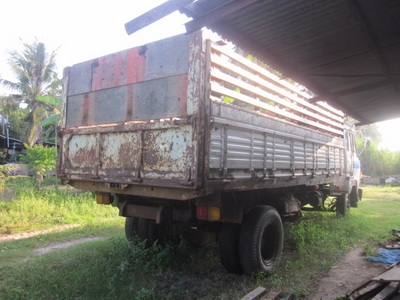 ขายหกล้อใหญ่ ดั๊ม โอนเอง ราคา 350,000 บาท ขายหกล้อใหญ่ ดั๊ม โอนเอง ราคา 350,000 บาท