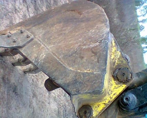 KOMATSU PC 120-2 สภาพเต็มทั้งคันเหมือนเก่านอก เครื่องเดิมปั๊มเดิมๆสภาพสวย ภายในเก๋งสะอาดไม่มีผุ ทำงานเร็วไม่โหลด บูมอาร์มไม่มีปะ ช่วงล่างดีมากๆครับ โซ่บูทใบแทรกหนา เฟลมไม่มีปะไม่มีผุ เอกสารสัญญาซื้อขายครับ