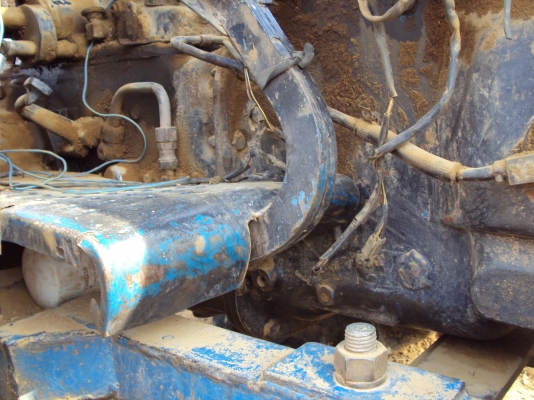 ขายแทรกเตอร์ ฟอร์ด 6610 เสื้อลาย ทะเบียนพร้อม