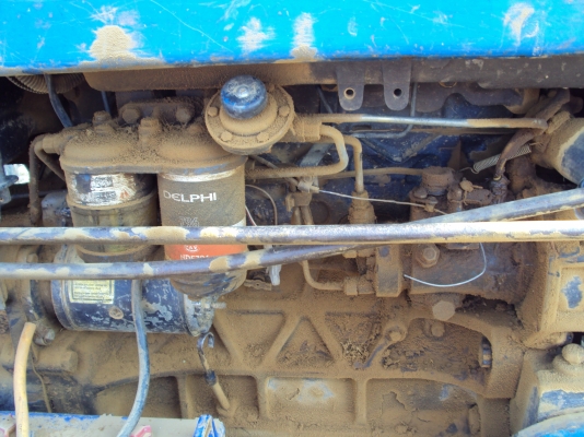 ขายแทรกเตอร์ ฟอร์ด 6610 เสื้อลาย ทะเบียนพร้อม