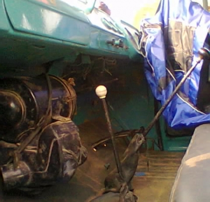 ISUZU TX 135 HP DA 6 สูบ รถหัวยาวหกล้อดั๊มพ์ เครื่องแน่นแรงดีมากไม่มีเยิ้ม กระบะดั๊มพ์เหล็ก 6 ตันยาว 3.80 เมตรสภาพสวยสีสันดีทั้งพื้นทั้งฝาข้างไม่มีผุ หัวเก๋งประตูเหล็กอย่างดีไม่มีผุภายในคอนโทรลครบ ช่วงล่างคัชซีสวยไม่มีบวมไม่มีดาม ยาง 9.00 ขอบ 20 พร้อมบรรท