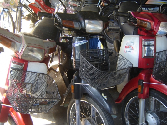 โกดังคลังแสงยานุภาพ ดรีมคุรุสภา 10 คัน พร้อมส่งทั่วไทย 9500