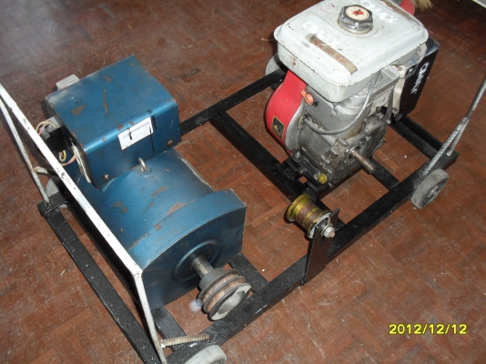 ขาย ไดนาโมปั่นไฟฟ้า 220v 50Hz 3 kw  กับ เครื่องยนต์ HONDA G200+แท่น