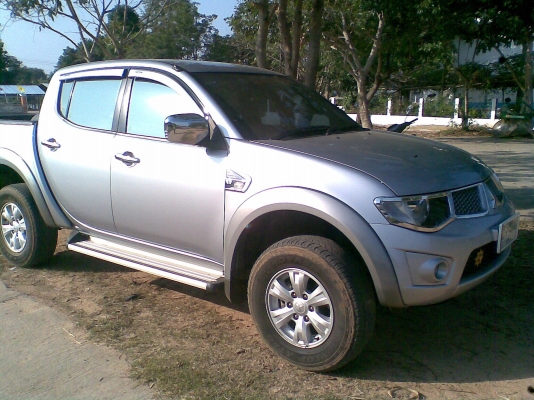 ขายดาวน์รถTRITON 4 ประตู ปี 2012