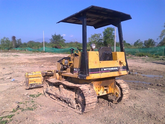 ขายด่วน..รถแทรคเตอร์ MITSUBISHI BD2 G พร้อมแล้ว สำหรับการลุยงานอย่างโหดๆ.
