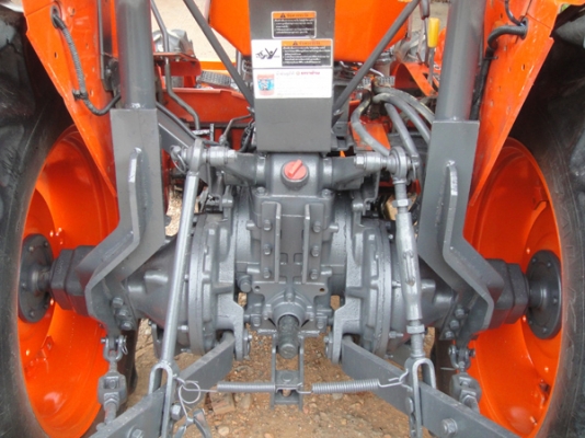 คูโบต้า L4508 4 WD 2 เพลา ใบมีดดัน ทำงาน 1060 ชั่วโมง..