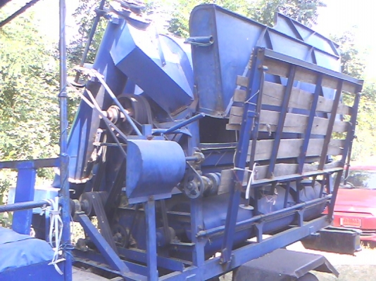 ขายด่วนรถนวดข้าว 6 ฟุต