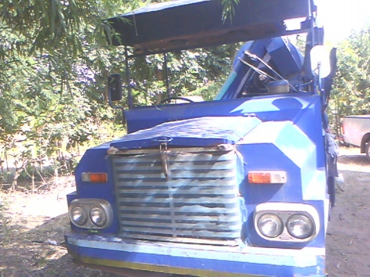 ขายด่วนรถนวดข้าว 6 ฟุต