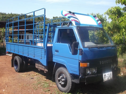 ขาย!! 6 ล้อ TOYOTA 115 แรงม้า เครื่อง 14 B ขาย!! 6 ล้อ TOYOTA 115 แรงม้า เครื่อง 14 B