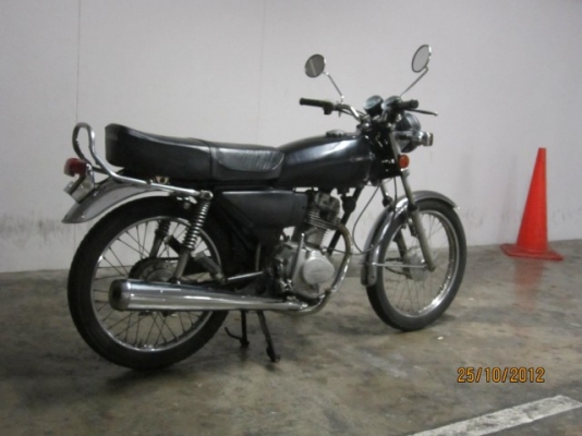 HONDA GL100 เดิมๆ มีเล่ม HONDA GL100 เดิมๆ มีเล่ม