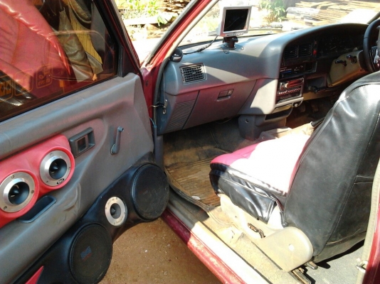 ขาย กระบะแค็ป ไมตี้เอ็กซ์ 2.5 ปี39/96 โปร่งหลังแท้ เครื่องแน่นๆ พ.พาวเวอร์ แอร์ CD-MP3 พร้อมจอ เครื่องเสียง บึ้ม ภายในดี เบาะไม่ขาด ช่วงล่างแจ่ม คัสซีสวย สีดี มีเก็บมาบ้าง ฝากระโปงต้องเก็บสีเพิ่ม ยางดี พื้นปูกระบะ พร้อมใช้งาน***ขายแล้วครับ ขอบคุณ Truck2ha