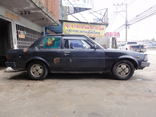 TOYOTA COROLLA KE70 DX กระเทย ลดพิเศษ