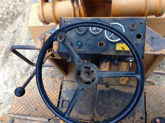 รถตักล้อยางยี่ห้อ  KOMATSU  507