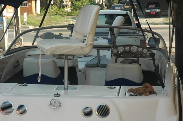 ราคา490000สปีทโบ็ท19.5ฟุต เครื่อง mercruiser 4.3 MPi.เรือน้ำจืดครับ รับประกัน ราคา490000สปีทโบ็ท19.5ฟุต เครื่อง mercruiser 4.3 MPi.เรือน้ำจืดครับ รับประกัน