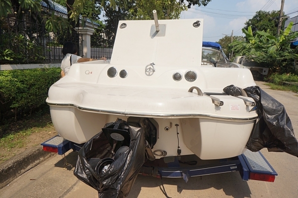 ราคา490000สปีทโบ็ท19.5ฟุต เครื่อง mercruiser 4.3 MPi.เรือน้ำจืดครับ รับประกัน ราคา490000สปีทโบ็ท19.5ฟุต เครื่อง mercruiser 4.3 MPi.เรือน้ำจืดครับ รับประกัน