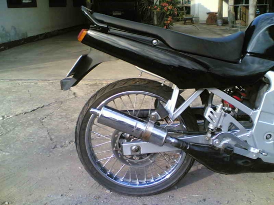 ขายซูซูกิแฟลต เล่มทะเบียนพร้อมชุดโอน เครื่องแน่นๆระบบไฟออกหมดขาย 6500 บาท