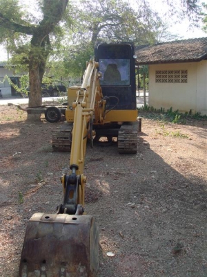ขายรถแบ็คโฮ cat 45