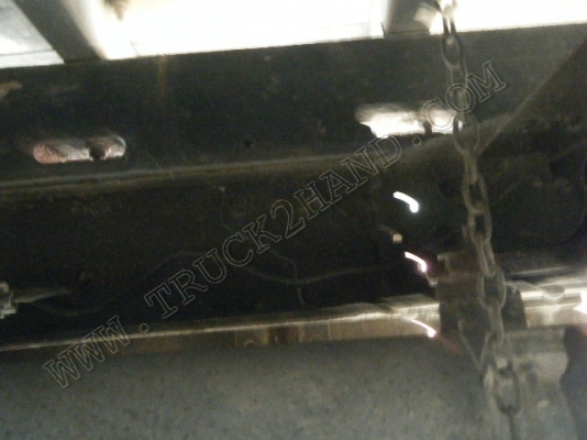 รถบรรทุก 4 ล้อใหญ่ กระบะรั้วเหล็ก ยี่ห้อ ISUZU รุ่น NKR