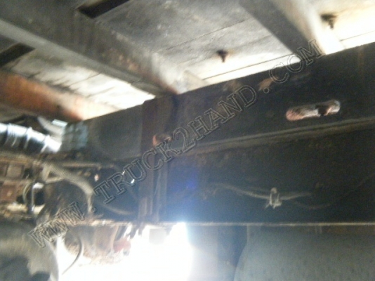 รถบรรทุก 4 ล้อใหญ่ กระบะรั้วเหล็ก ยี่ห้อ ISUZU รุ่น NKR