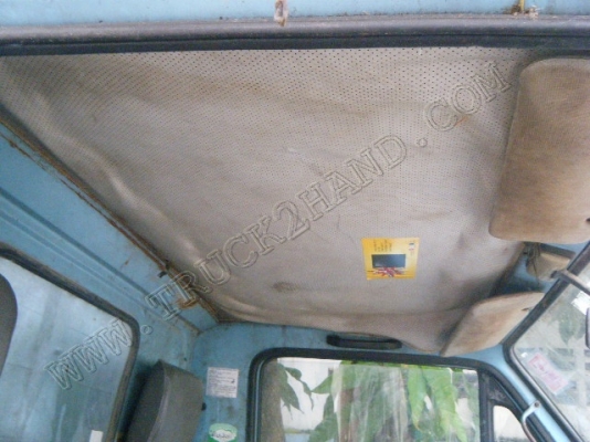 รถบรรทุก 4 ล้อใหญ่ กระบะรั้วเหล็ก ยี่ห้อ ISUZU รุ่น NKR