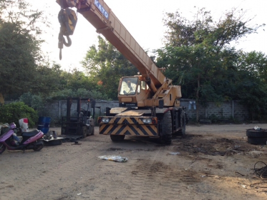 ขายรถเครน KATO KR25H ขนาด 25 ตัน