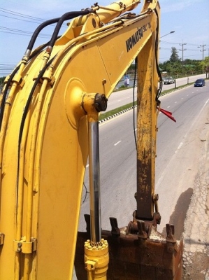 รถแบคโฮ KOMATSU PC120-5 รถแบคโฮ KOMATSU PC120-5