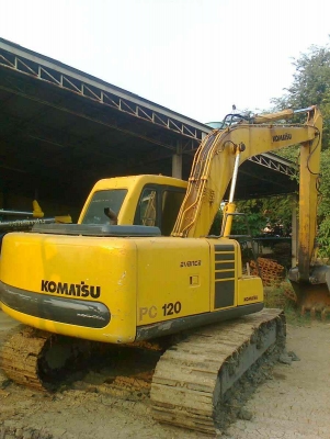 ขายโคมัสซุ120-6 ไฟฟ้าครบ เอกสารอินวอยซ์  ราคา 1,050,000บาทเจ้าของขายเองราคาต่อรองได้