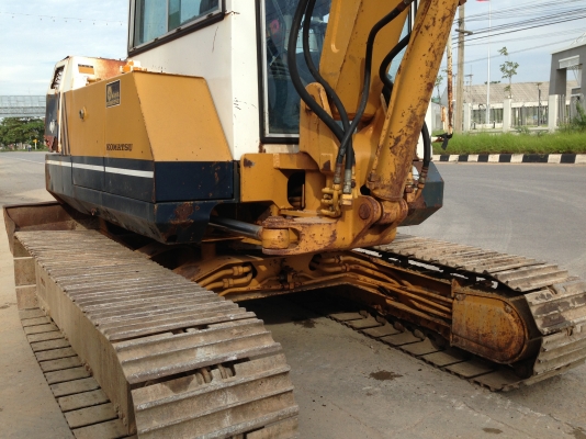 รถแบคโฮ KOMATSU PC40-5 รถแบคโฮ KOMATSU PC40-5