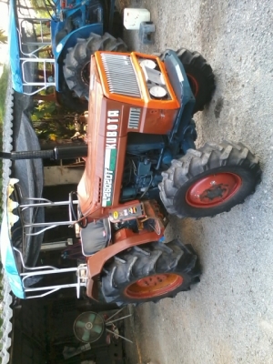 ขายรถแทรคเตอร์