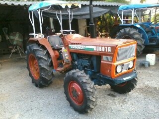 ขายรถแทรคเตอร์