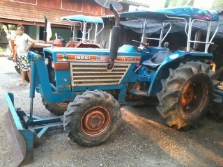 ขายรถแทรคเตอร์