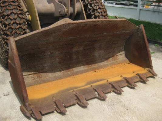 ขายถตักล้อยางเก่านอกWA100-5