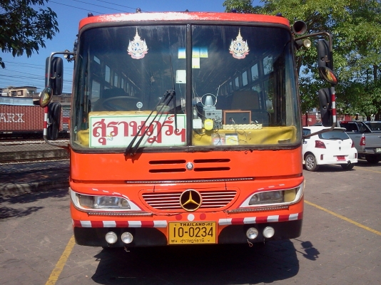 ขายรถบัสBENZ 140 HPยาว 10 ม.ครึ่ง 230,000 บ. โทร 0874704522 /0858873850 พร้อมใช้
