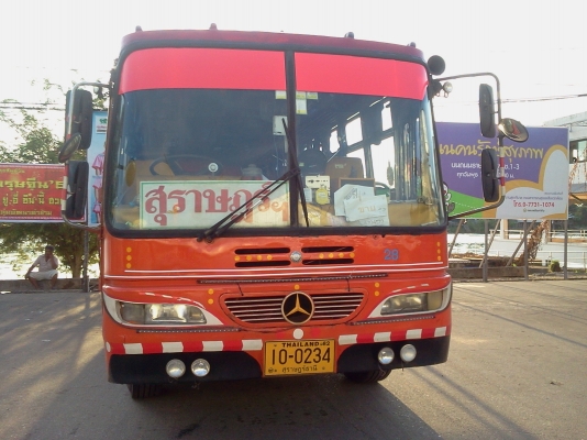 ขายรถบัสBENZ 140 HPยาว 10 ม.ครึ่ง 230,000 บ. โทร 0874704522 /0858873850 พร้อมใช้